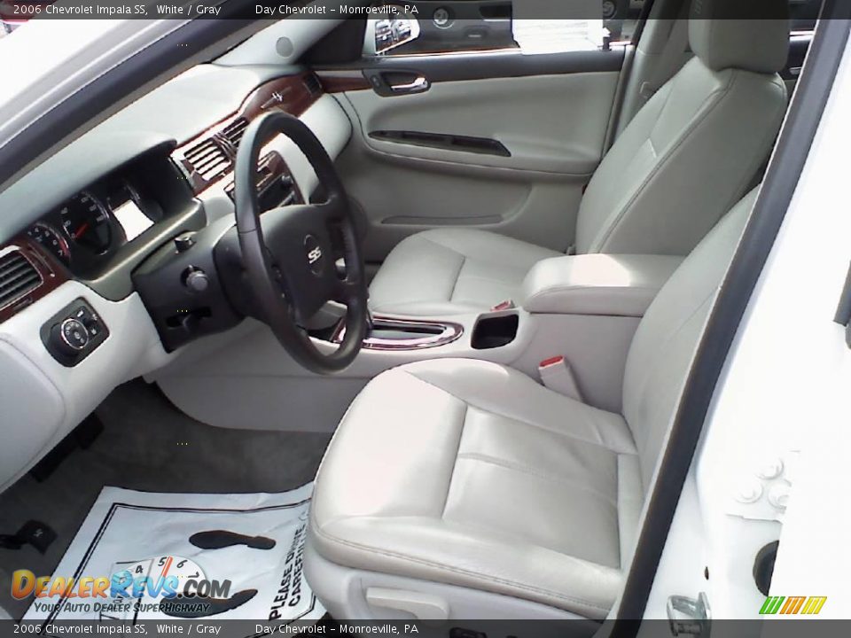 2006 Chevrolet Impala SS White / Gray Photo #8