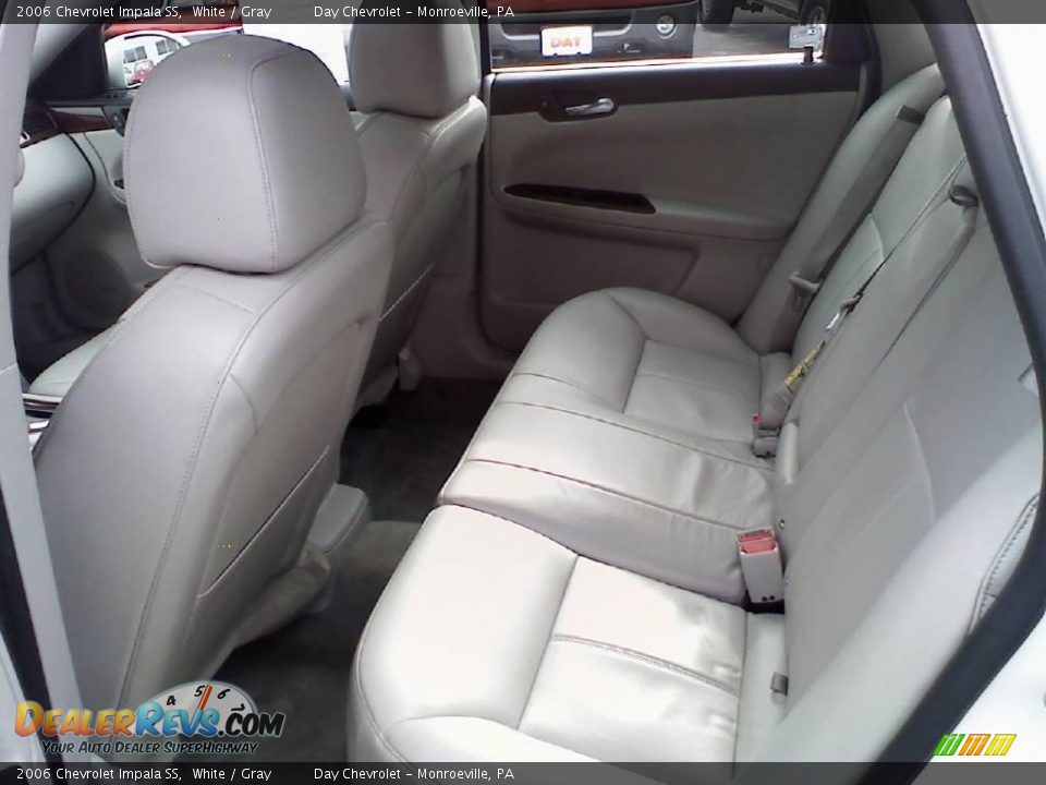 2006 Chevrolet Impala SS White / Gray Photo #9