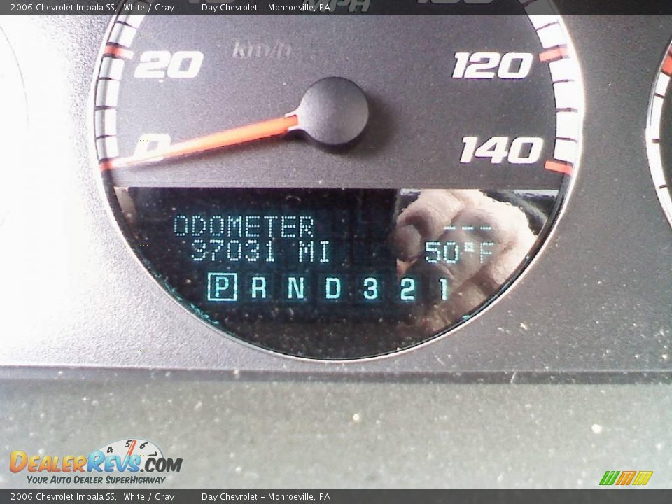 2006 Chevrolet Impala SS White / Gray Photo #18