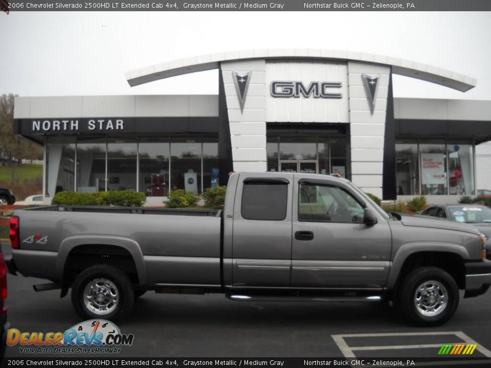 2006 Chevrolet Silverado 2500HD LT Extended Cab 4x4 Graystone Metallic / Medium Gray Photo #1