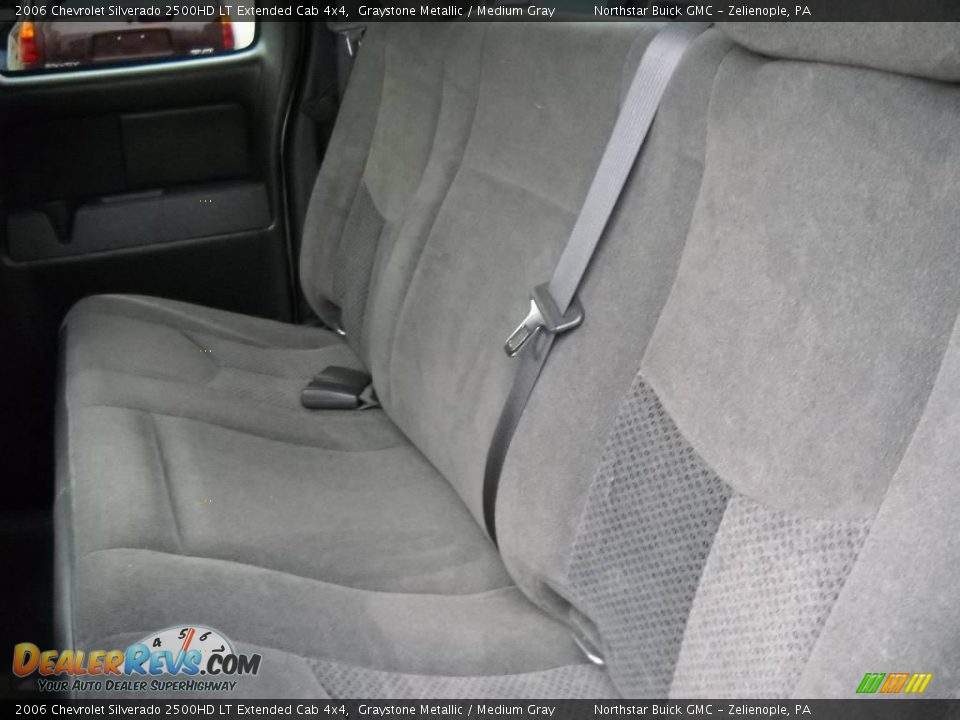 2006 Chevrolet Silverado 2500HD LT Extended Cab 4x4 Graystone Metallic / Medium Gray Photo #12