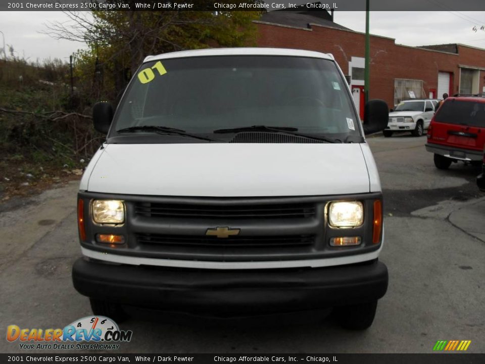 2001 Chevrolet Express 2500 Cargo Van White / Dark Pewter Photo #1