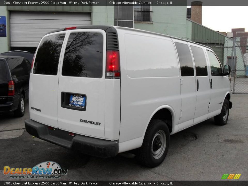 2001 Chevrolet Express 2500 Cargo Van White / Dark Pewter Photo #5