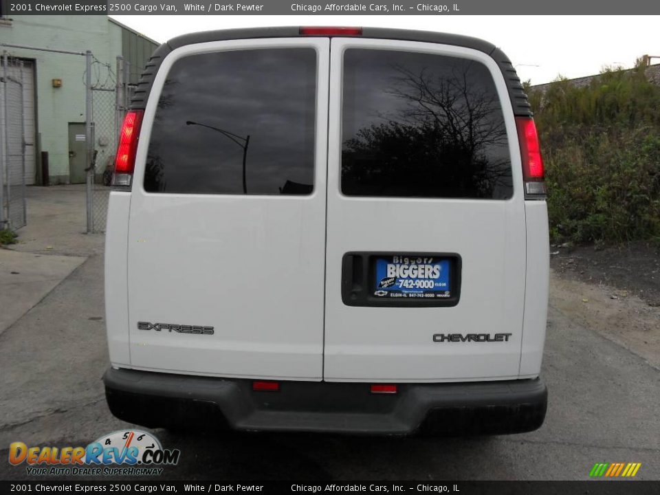 2001 Chevrolet Express 2500 Cargo Van White / Dark Pewter Photo #6