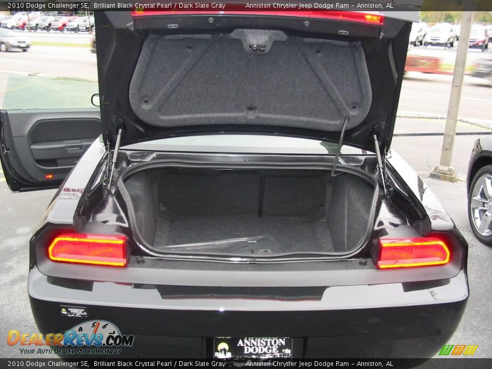 2010 Dodge Challenger SE Brilliant Black Crystal Pearl / Dark Slate Gray Photo #9