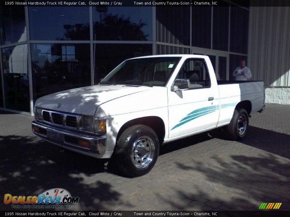 1995 Nissan hardbody xe #1