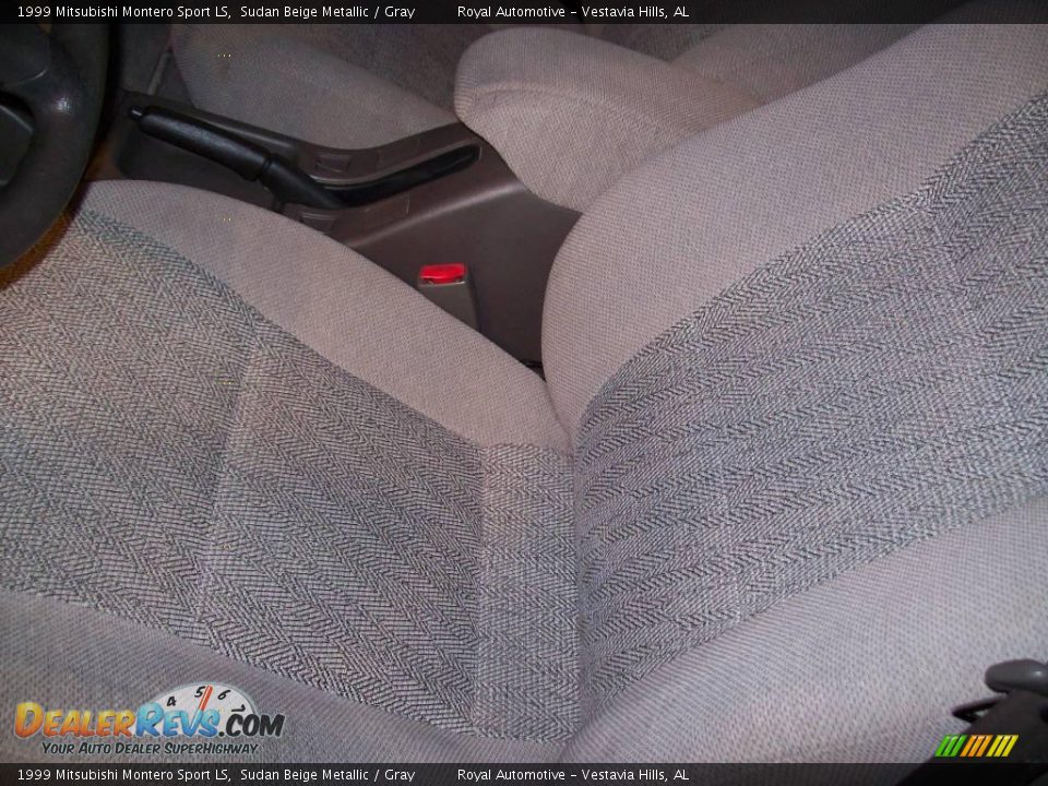 1999 Mitsubishi Montero Sport LS Sudan Beige Metallic / Gray Photo #12