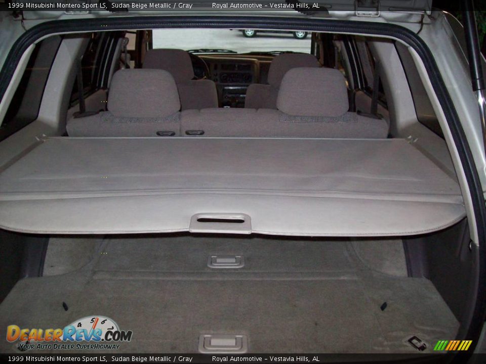 1999 Mitsubishi Montero Sport LS Sudan Beige Metallic / Gray Photo #20