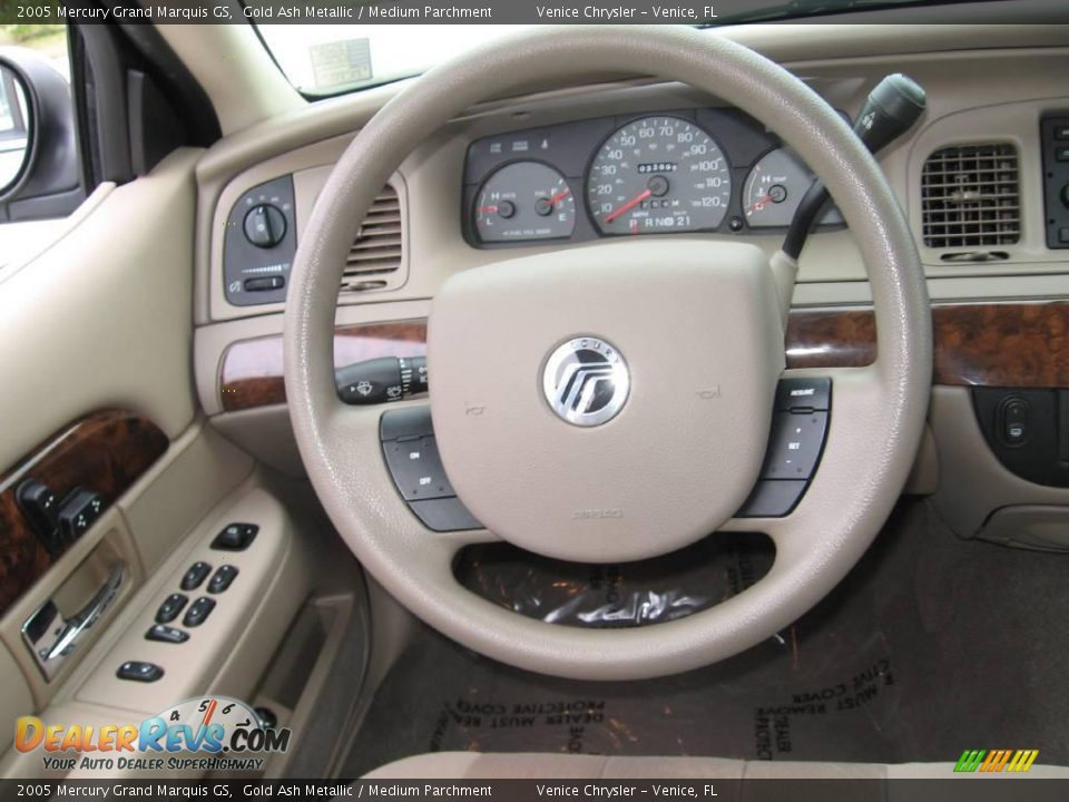 2005 Mercury Grand Marquis GS Gold Ash Metallic / Medium Parchment Photo #7