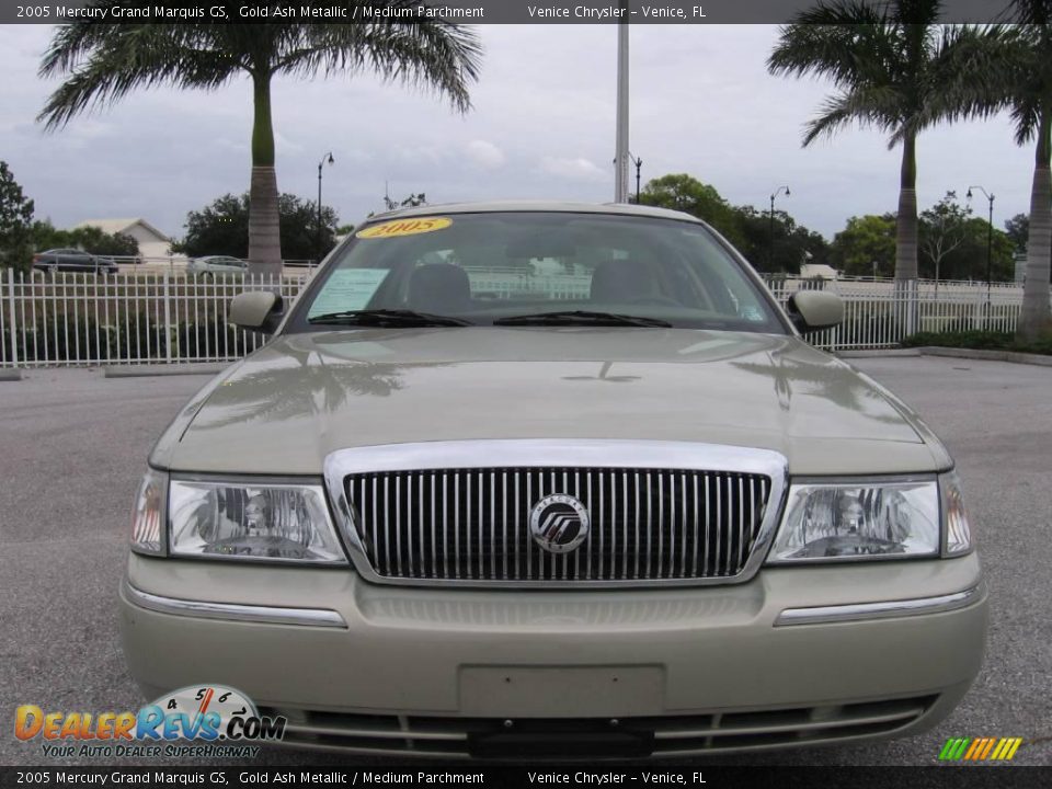 2005 Mercury Grand Marquis GS Gold Ash Metallic / Medium Parchment Photo #21