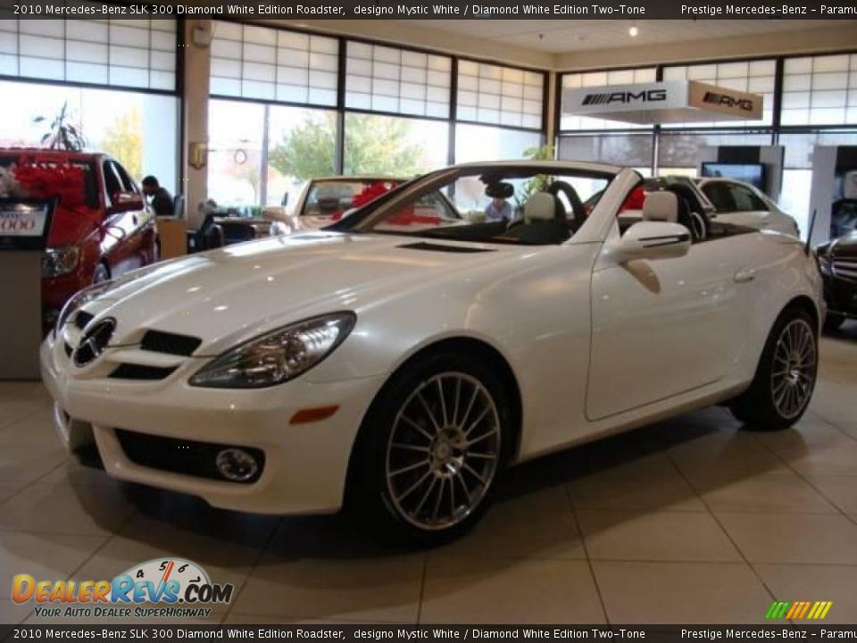 2010 Mercedes-Benz SLK 300 Diamond White Edition Roadster designo Mystic White / Diamond White Edition Two-Tone Photo #3