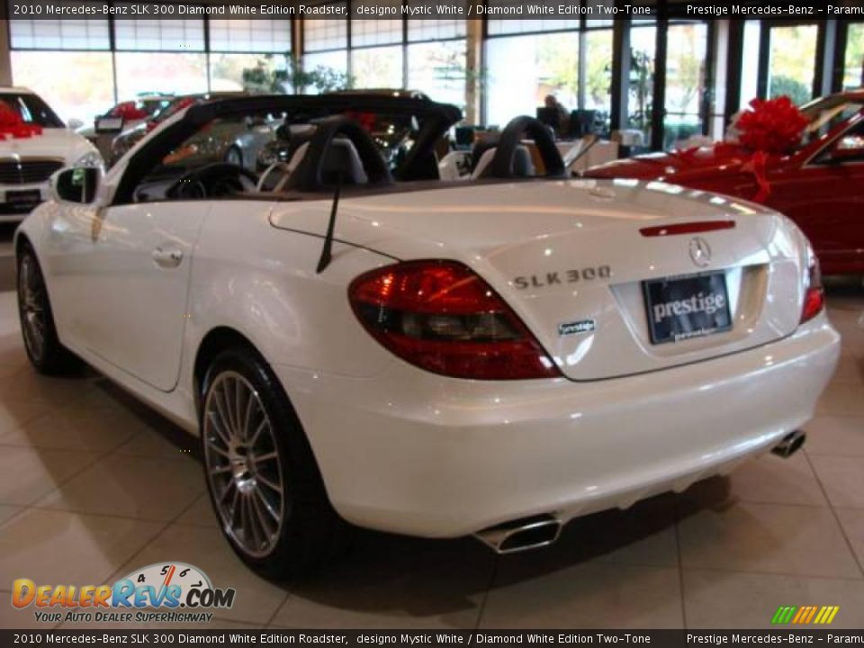 2010 Mercedes-Benz SLK 300 Diamond White Edition Roadster designo Mystic White / Diamond White Edition Two-Tone Photo #4