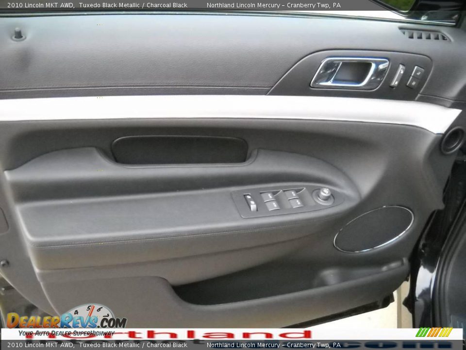 2010 Lincoln MKT AWD Tuxedo Black Metallic / Charcoal Black Photo #6