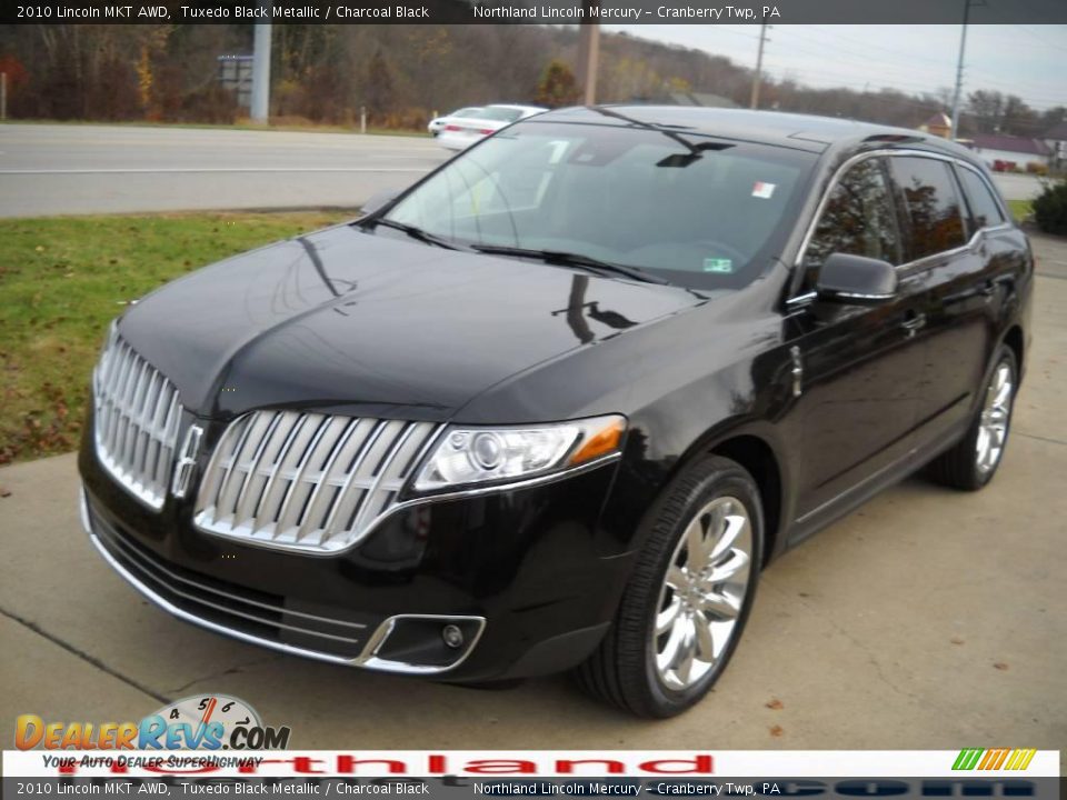 2010 Lincoln MKT AWD Tuxedo Black Metallic / Charcoal Black Photo #13