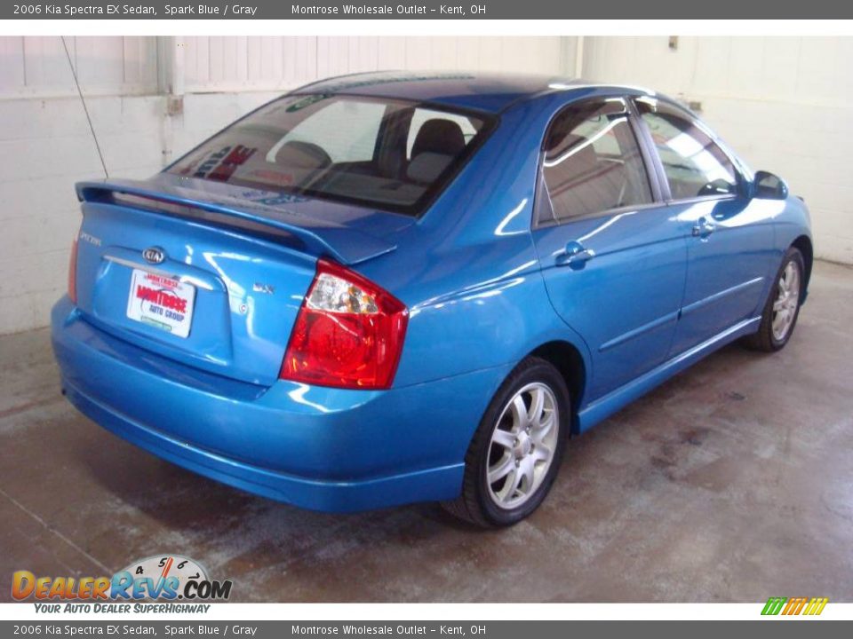 2006 Kia Spectra EX Sedan Spark Blue / Gray Photo #8