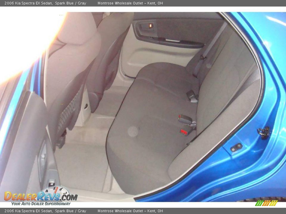 2006 Kia Spectra EX Sedan Spark Blue / Gray Photo #12