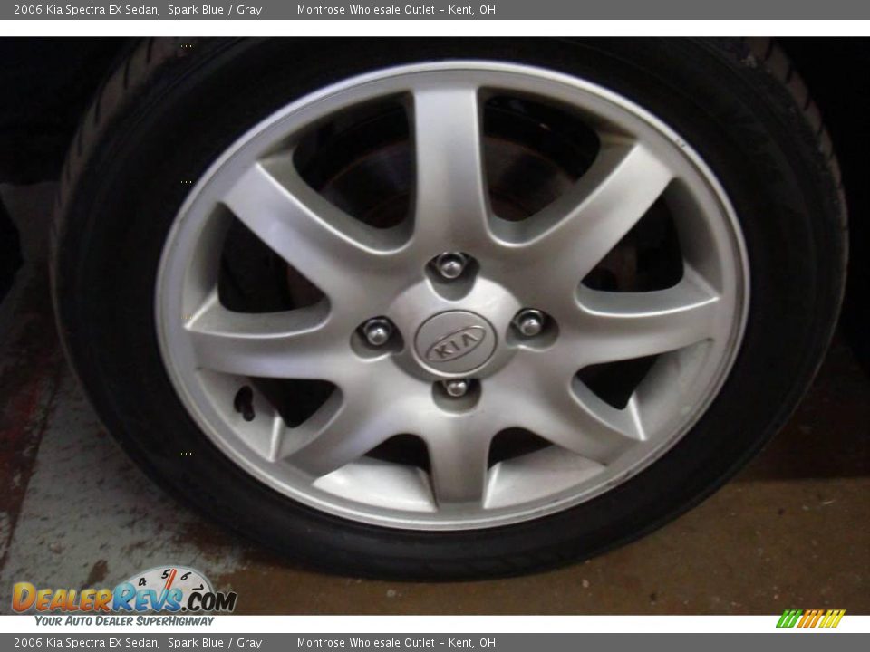 2006 Kia Spectra EX Sedan Spark Blue / Gray Photo #26