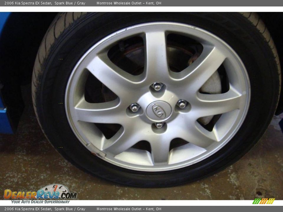 2006 Kia Spectra EX Sedan Spark Blue / Gray Photo #27