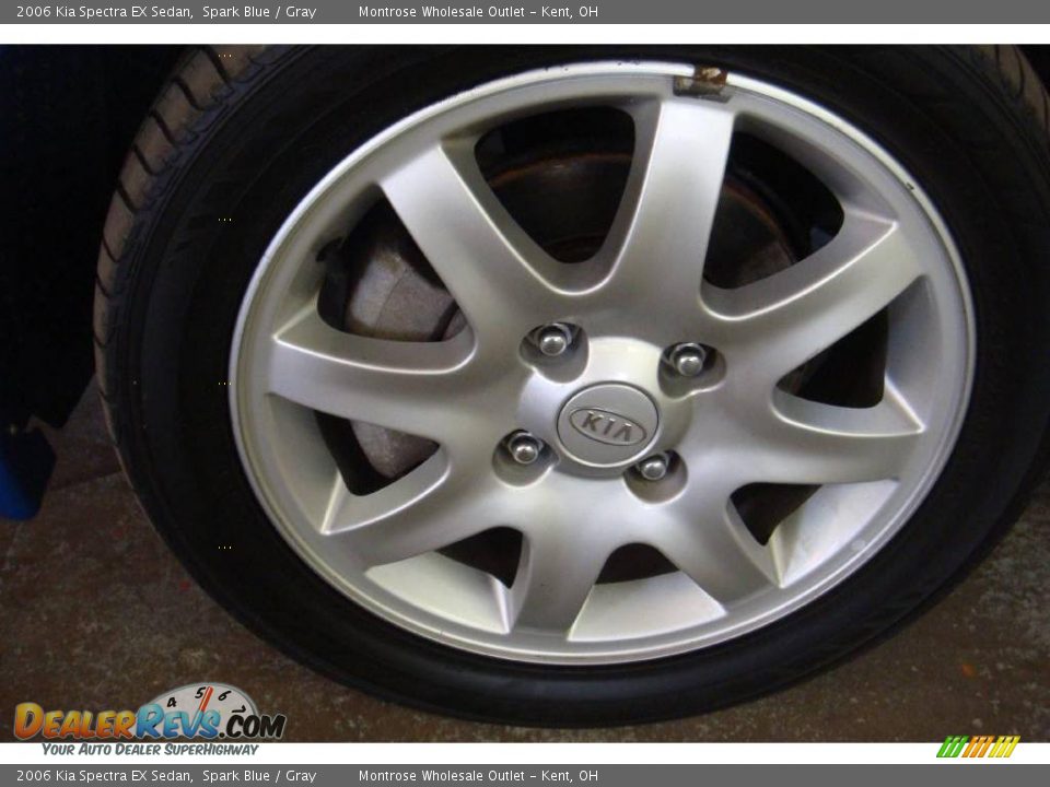 2006 Kia Spectra EX Sedan Spark Blue / Gray Photo #28