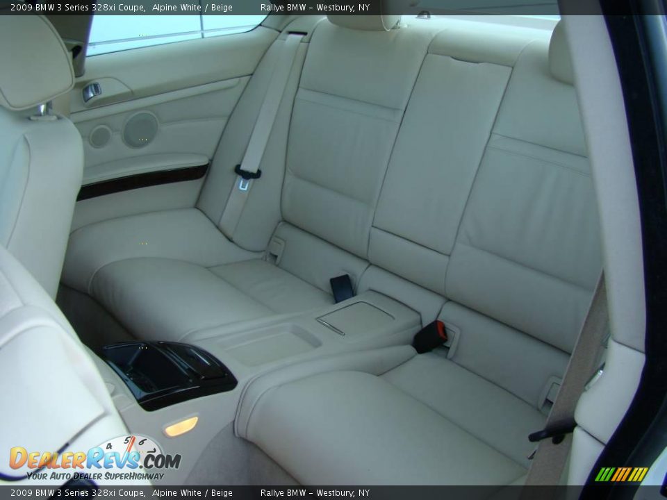 2009 BMW 3 Series 328xi Coupe Alpine White / Beige Photo #14