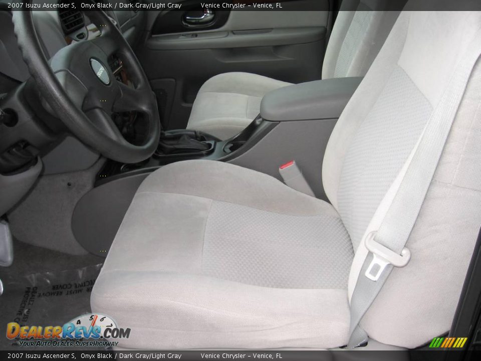 2007 Isuzu Ascender S Onyx Black / Dark Gray/Light Gray Photo #7