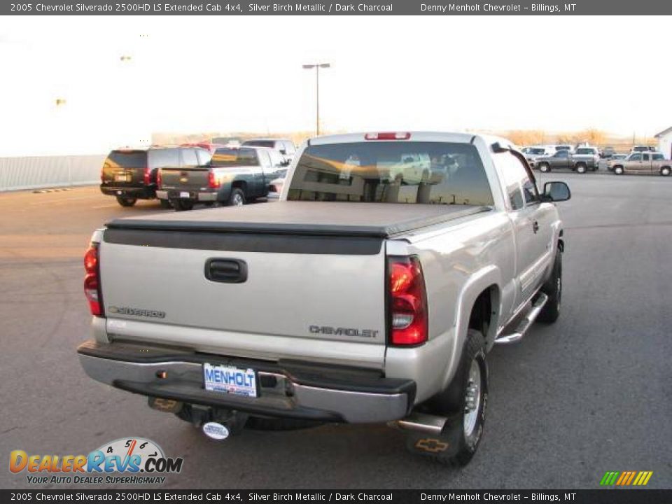 2005 Chevrolet Silverado 2500HD LS Extended Cab 4x4 Silver Birch Metallic / Dark Charcoal Photo #5