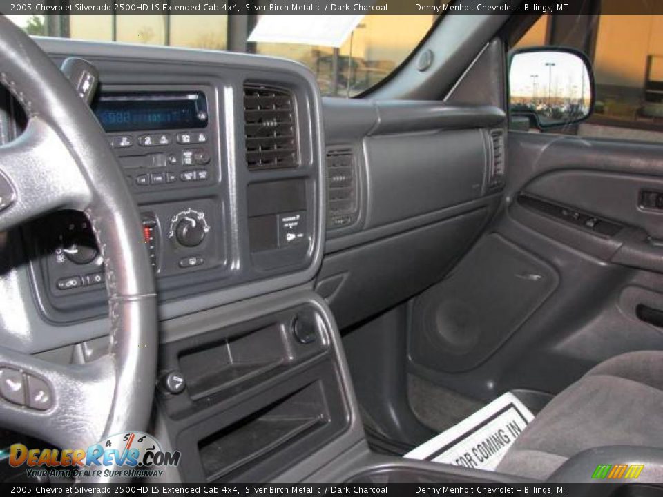 2005 Chevrolet Silverado 2500HD LS Extended Cab 4x4 Silver Birch Metallic / Dark Charcoal Photo #11