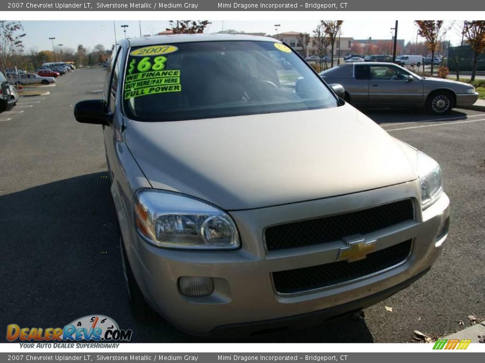 2007 Chevrolet Uplander LT Silverstone Metallic / Medium Gray Photo #2