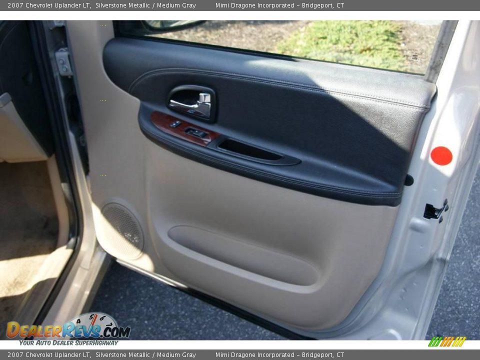 2007 Chevrolet Uplander LT Silverstone Metallic / Medium Gray Photo #19