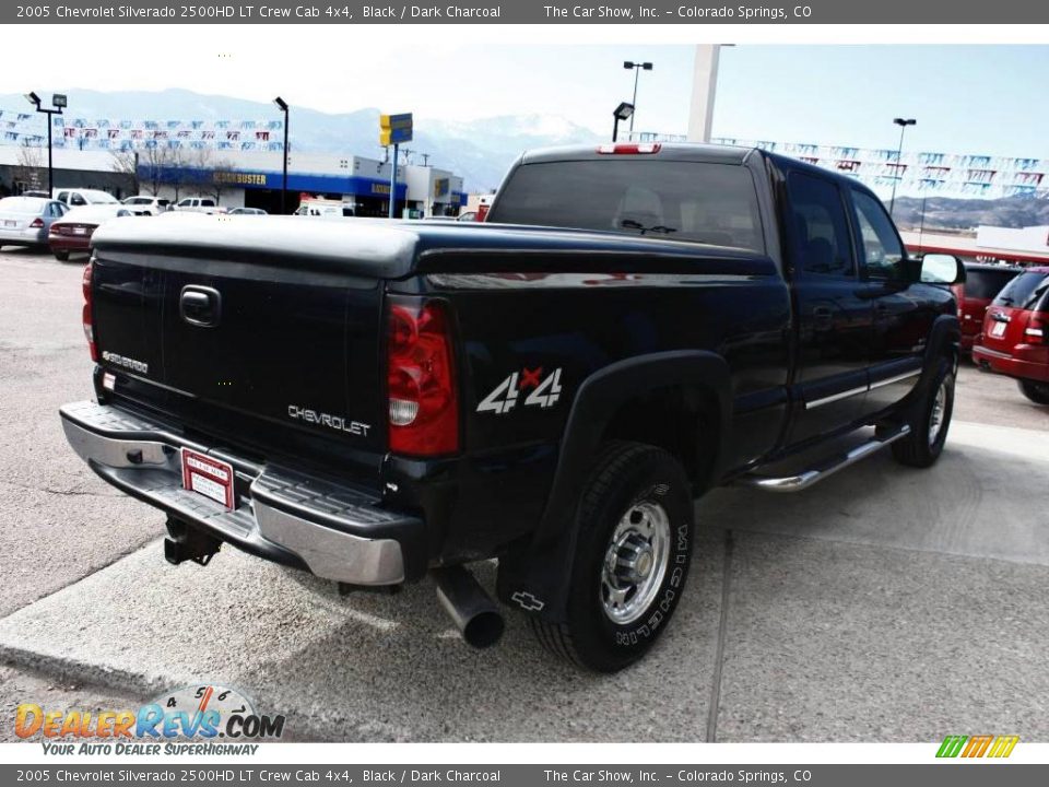 2005 Chevrolet Silverado 2500HD LT Crew Cab 4x4 Black / Dark Charcoal Photo #3