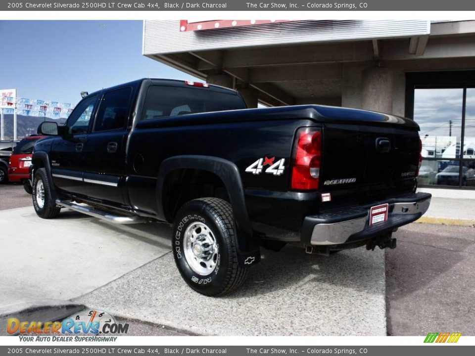 2005 Chevrolet Silverado 2500HD LT Crew Cab 4x4 Black / Dark Charcoal Photo #4