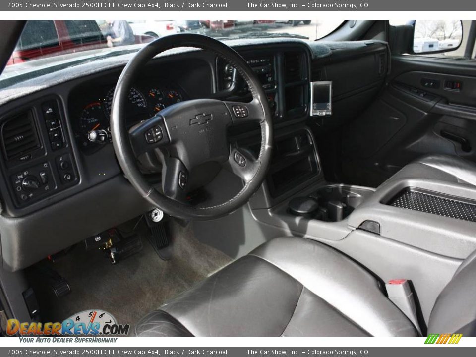 2005 Chevrolet Silverado 2500HD LT Crew Cab 4x4 Black / Dark Charcoal Photo #6