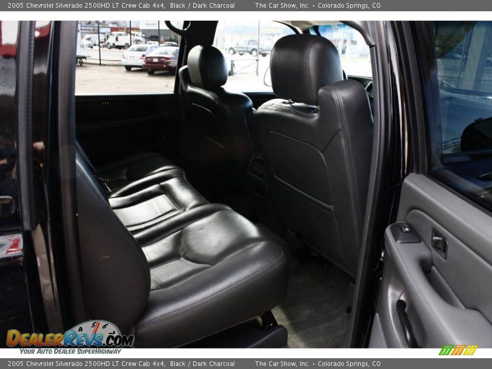 2005 Chevrolet Silverado 2500HD LT Crew Cab 4x4 Black / Dark Charcoal Photo #11
