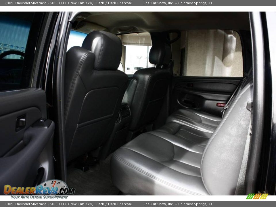 2005 Chevrolet Silverado 2500HD LT Crew Cab 4x4 Black / Dark Charcoal Photo #12
