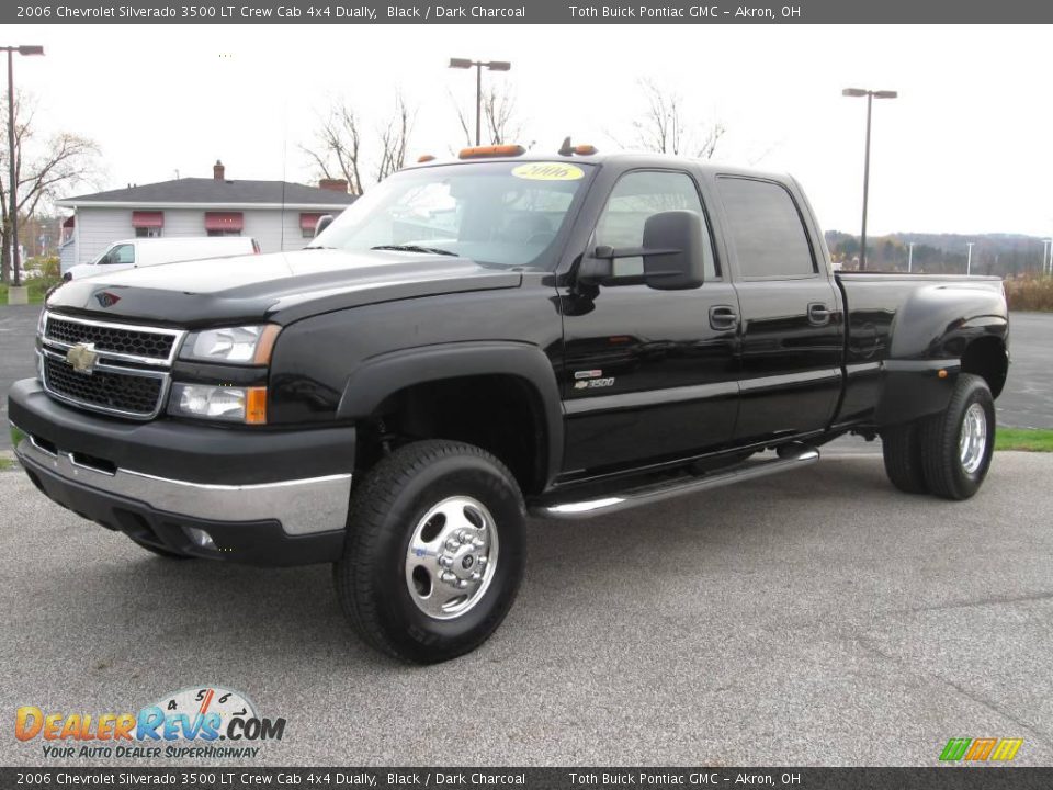 2006 Chevrolet Silverado 3500 LT Crew Cab 4x4 Dually Black / Dark Charcoal Photo #1