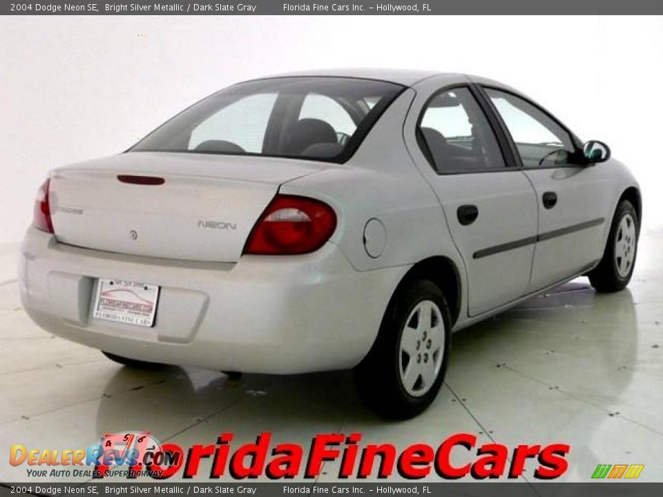 2004 Dodge Neon SE Bright Silver Metallic / Dark Slate Gray Photo #2