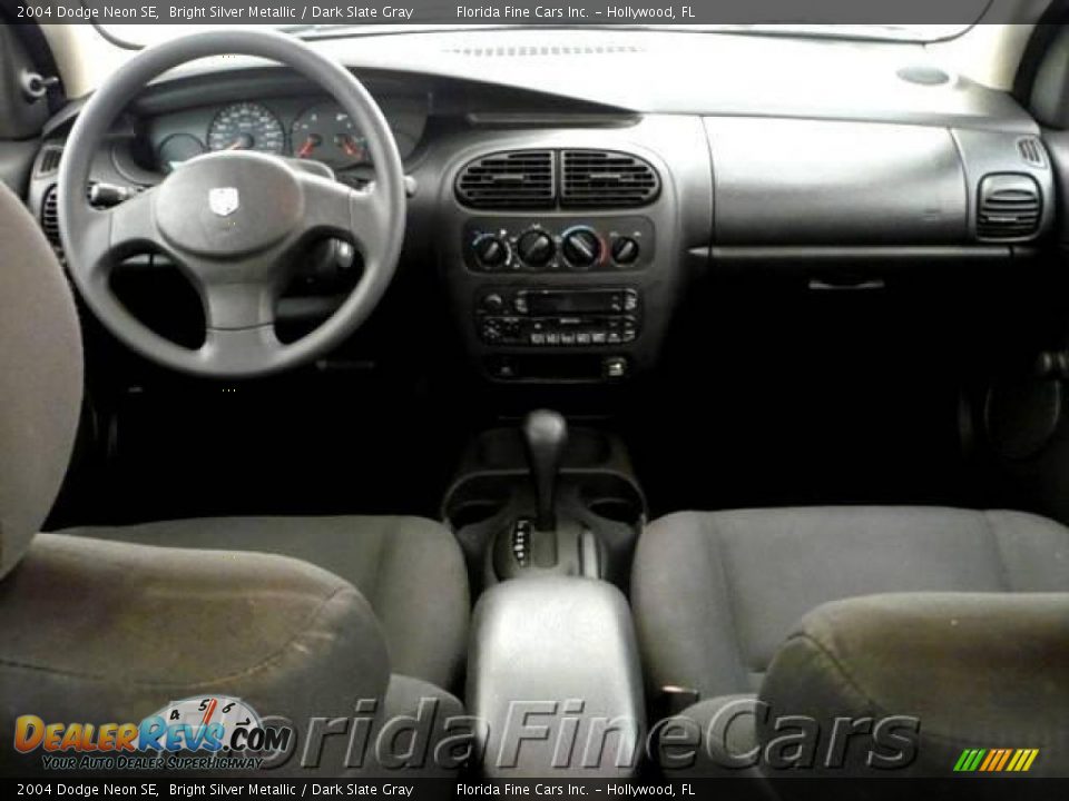 2004 Dodge Neon SE Bright Silver Metallic / Dark Slate Gray Photo #15