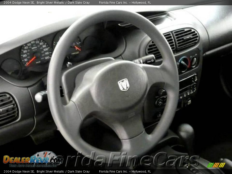 2004 Dodge Neon SE Bright Silver Metallic / Dark Slate Gray Photo #16