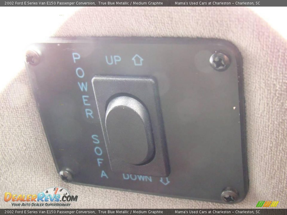 2002 Ford E Series Van E150 Passenger Conversion True Blue Metallic / Medium Graphite Photo #17