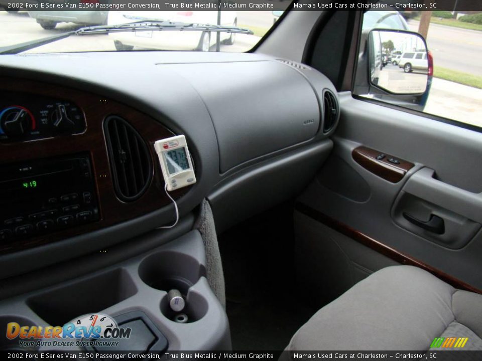 2002 Ford E Series Van E150 Passenger Conversion True Blue Metallic / Medium Graphite Photo #18