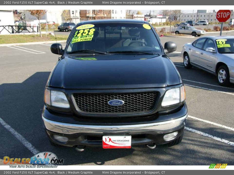 2002 Ford F150 XLT SuperCab 4x4 Black / Medium Graphite Photo #2