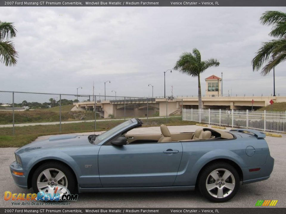 2007 Ford Mustang GT Premium Convertible Windveil Blue Metallic / Medium Parchment Photo #4