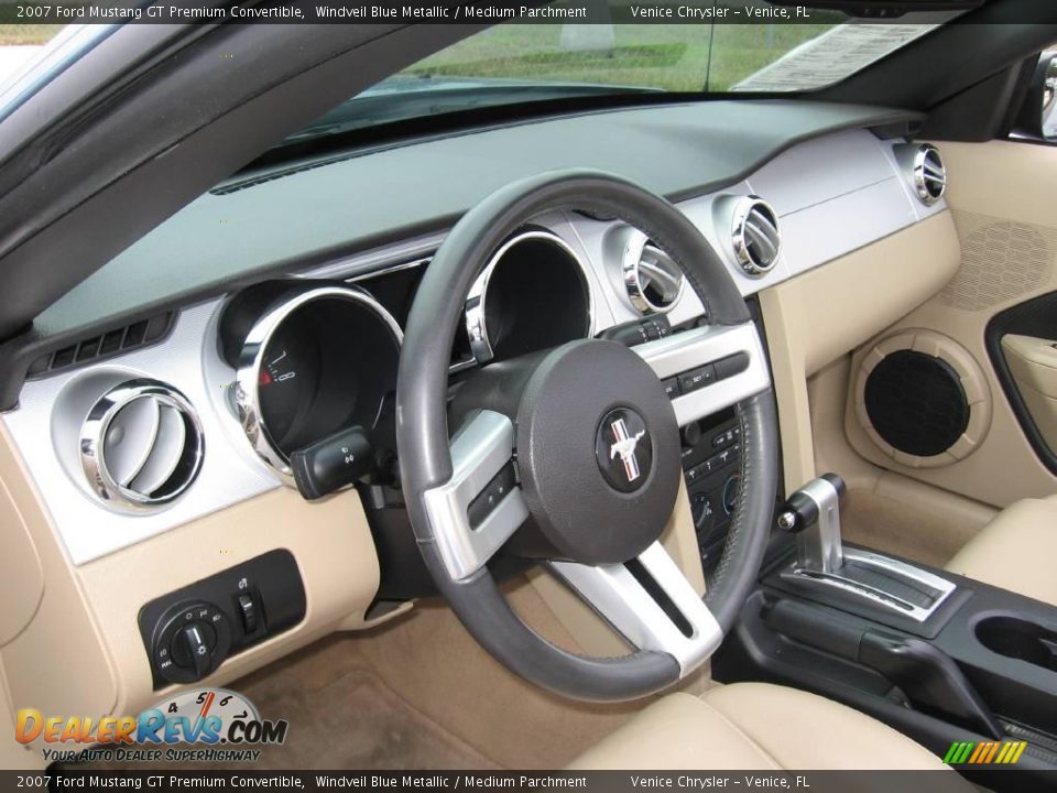 2007 Ford Mustang GT Premium Convertible Windveil Blue Metallic / Medium Parchment Photo #5