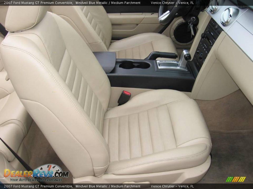2007 Ford Mustang GT Premium Convertible Windveil Blue Metallic / Medium Parchment Photo #9