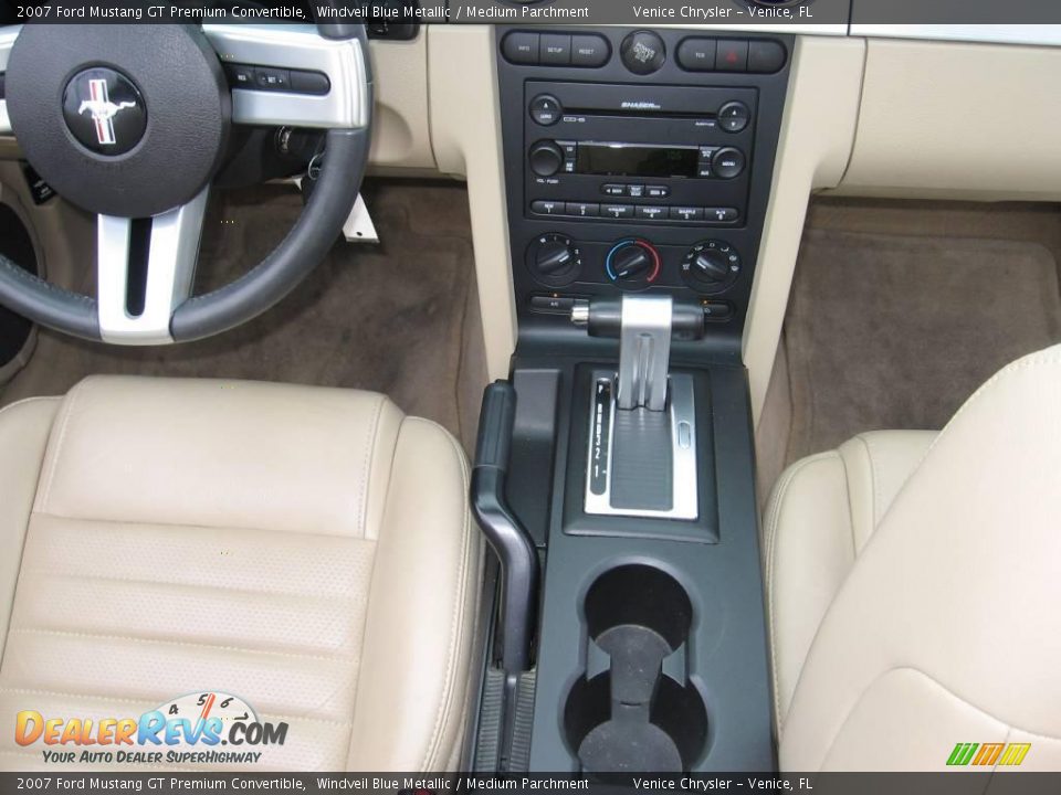 2007 Ford Mustang GT Premium Convertible Windveil Blue Metallic / Medium Parchment Photo #11