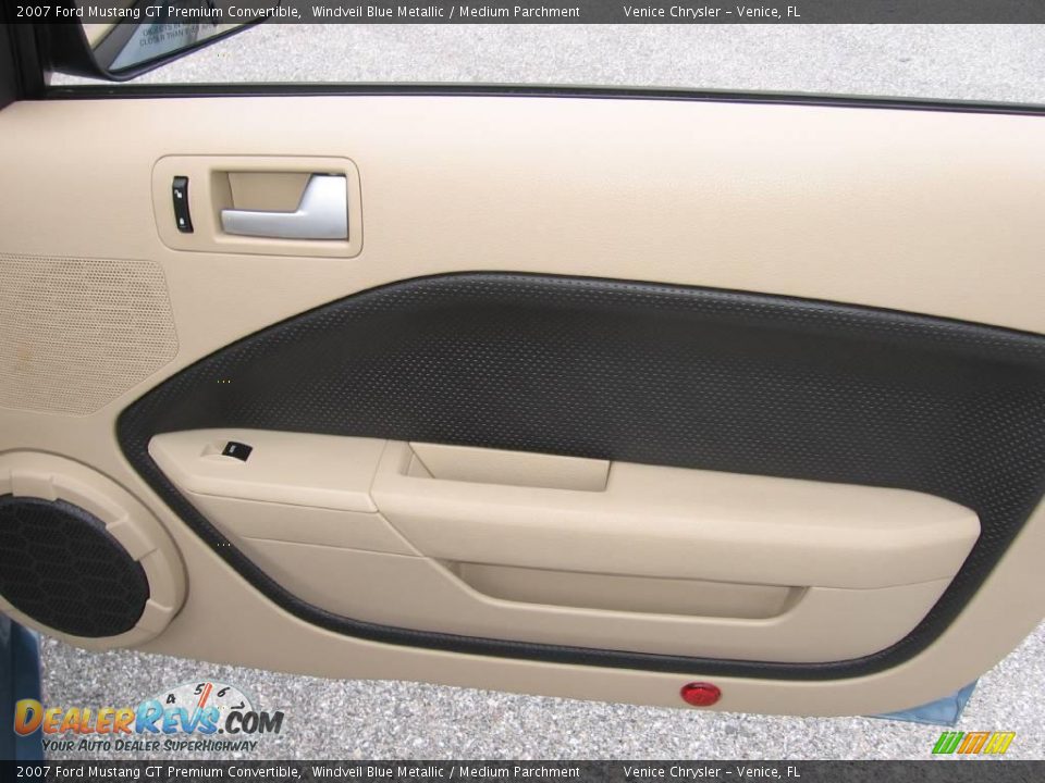 2007 Ford Mustang GT Premium Convertible Windveil Blue Metallic / Medium Parchment Photo #13