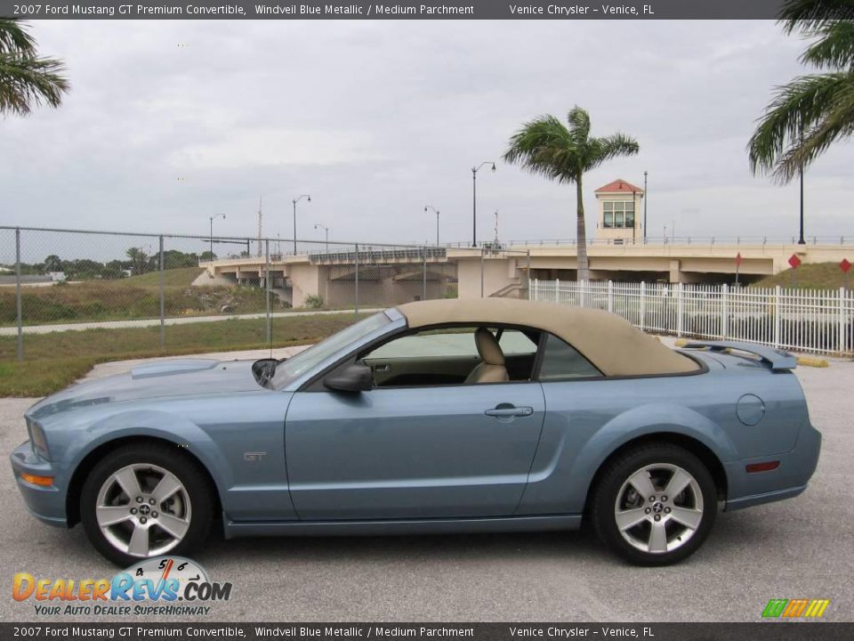 2007 Ford Mustang GT Premium Convertible Windveil Blue Metallic / Medium Parchment Photo #20