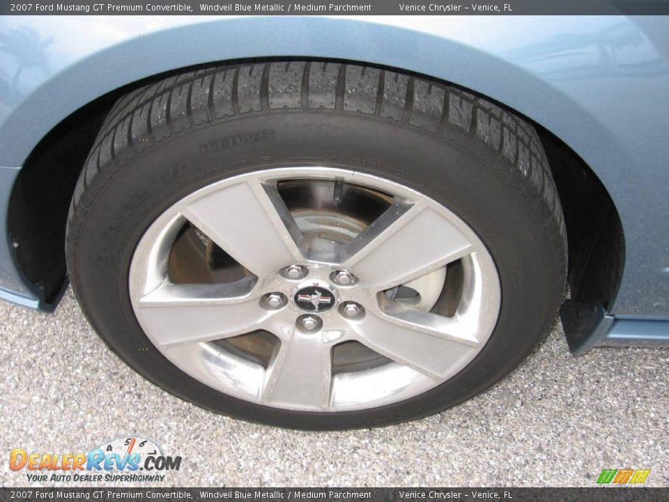 2007 Ford Mustang GT Premium Convertible Windveil Blue Metallic / Medium Parchment Photo #28