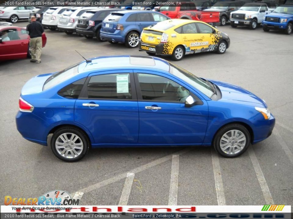 2010 Ford Focus SEL Sedan Blue Flame Metallic / Charcoal Black Photo #5