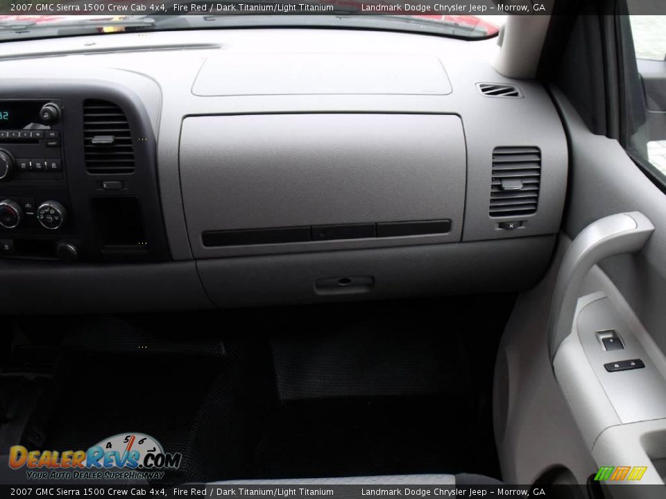 2007 GMC Sierra 1500 Crew Cab 4x4 Fire Red / Dark Titanium/Light Titanium Photo #23